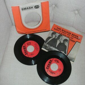 2 Records Walker Bros. Make it Easy On Yourself & Roger Miller King Of The Road